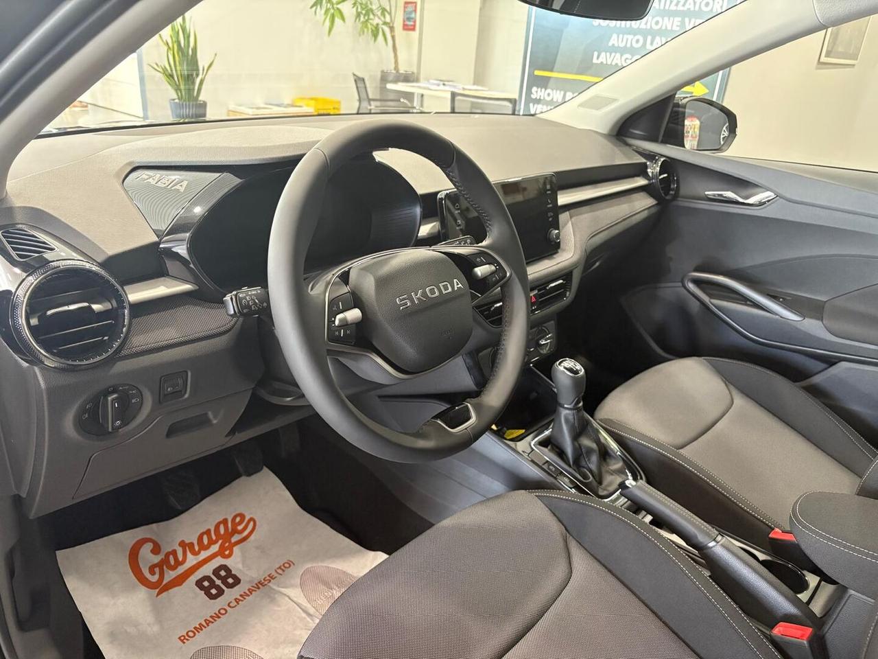 Skoda Fabia Young Edition 1.0 TSI 95CV