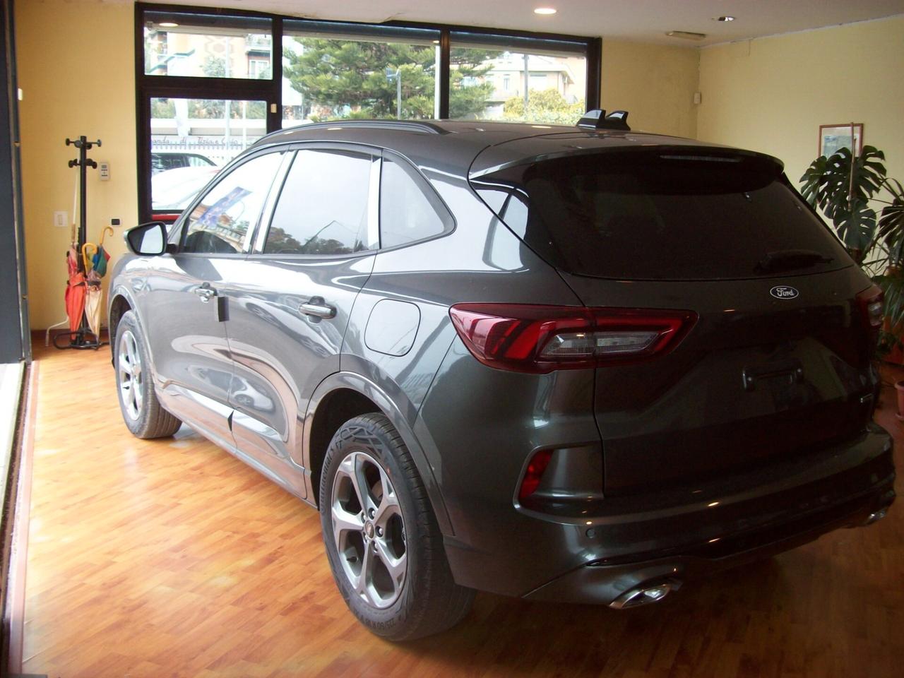 Ford Kuga 2.5 Plug In Hybrid 243 CV CVT 2WD ST-Line