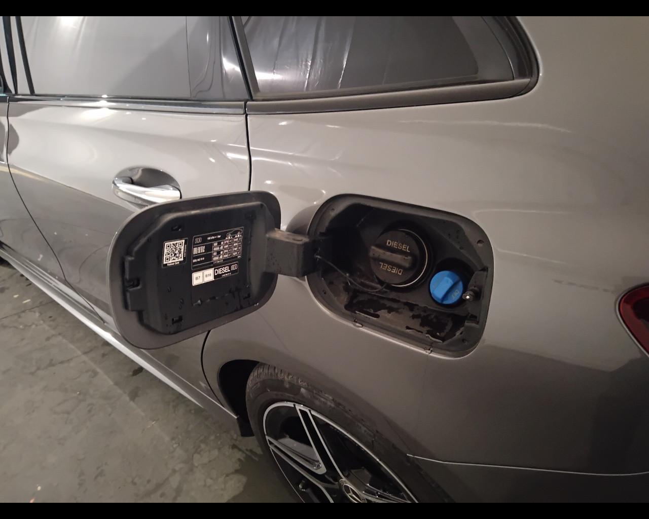 Mercedes-Benz Classe B - W247 2023 - B 180 d AMG Line Advanced Plus auto