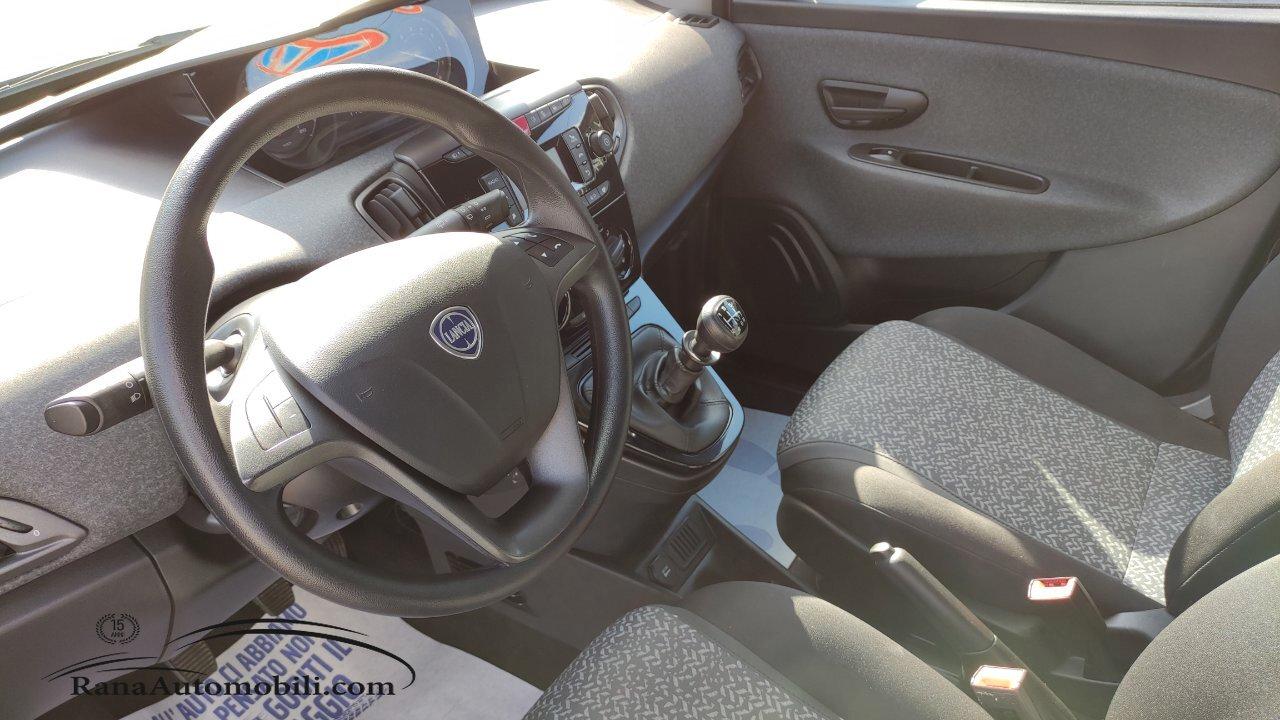 Lancia Ypsilon Hybrid 1.0 FireFly