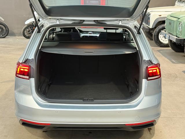 VOLKSWAGEN Passat Variant 2.0 TDI SCR 122 CV EVO DSG Business