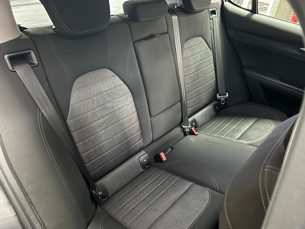 Alfa Romeo Stelvio 2.2 Turbodiesel 150 CV AT8 RWD Business