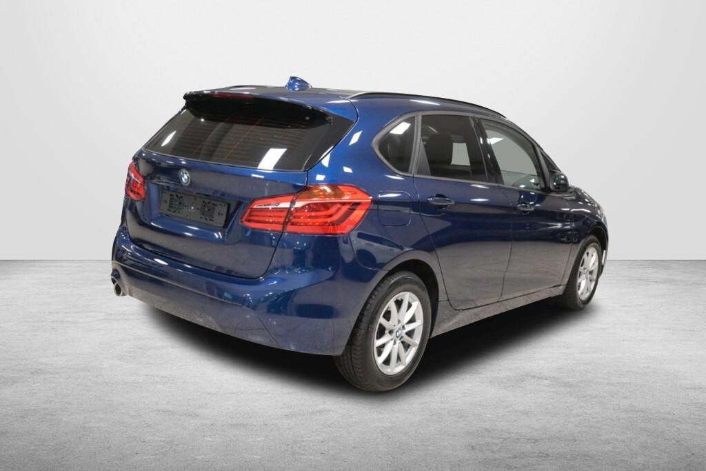 BMW 216D ACTIVE TOURER 116CV STEPTRONIC BUSINESS ADVANTAGE ( FARI LED - PELLE - NAVI - PARK ASSISTANT - TELECAMERA POST. )