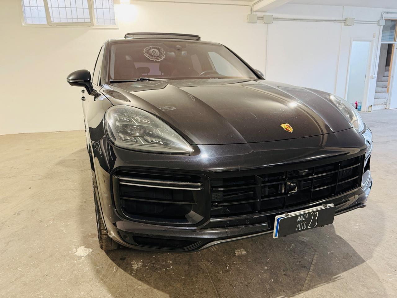 Porsche Cayenne Coupe 4.0 Turbo