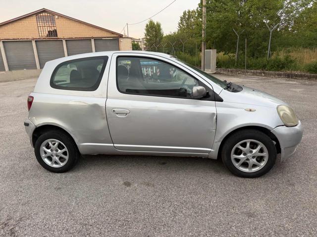 TOYOTA Yaris 1.0i 16V cat 3 porte perfetta di meccanica