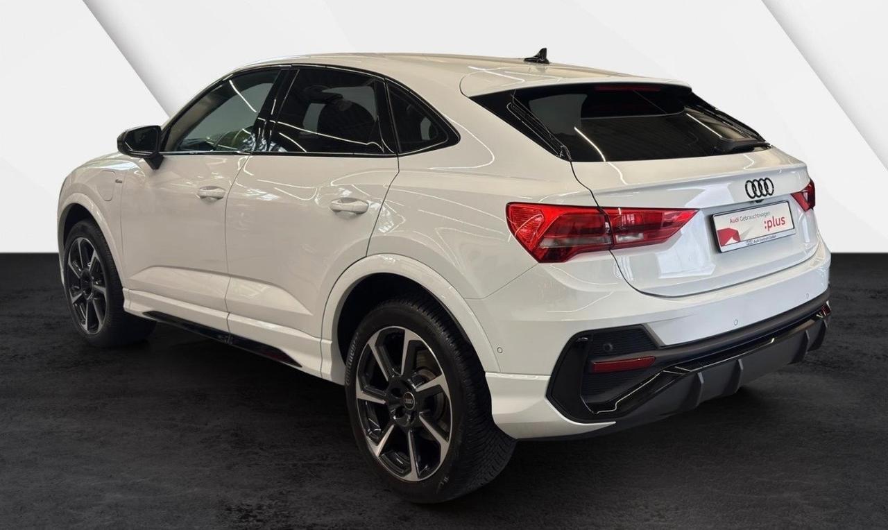 Audi Q3 45 TFSI S tronic S LINE interno esterno Cerchi Sonos