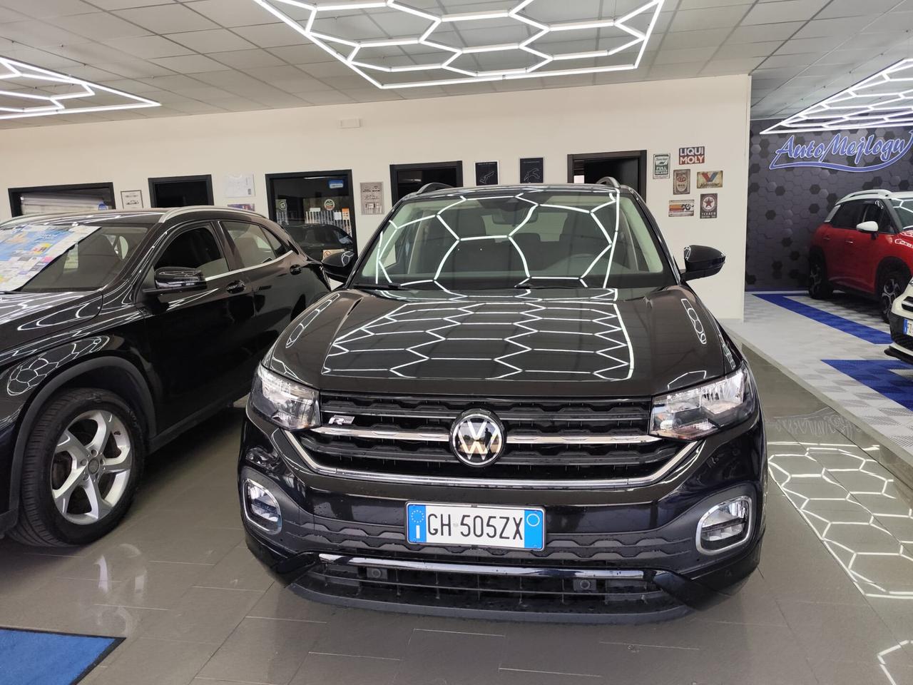 Volkswagen T-Cross 1.0 TSI 110 CV DSG Sport