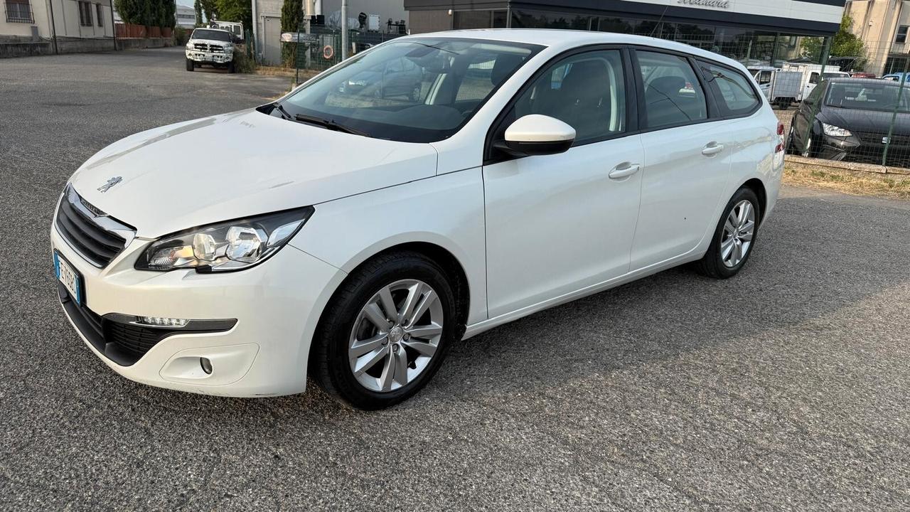 Peugeot 308 PEUGEOT 308SV IP6HDI
