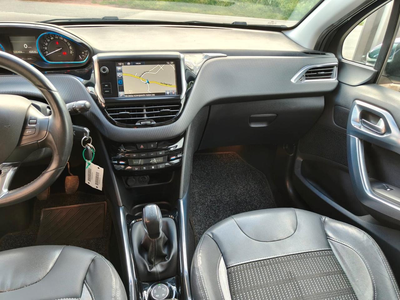 Peugeot 2008 1.6 HDI – Allure - 2014