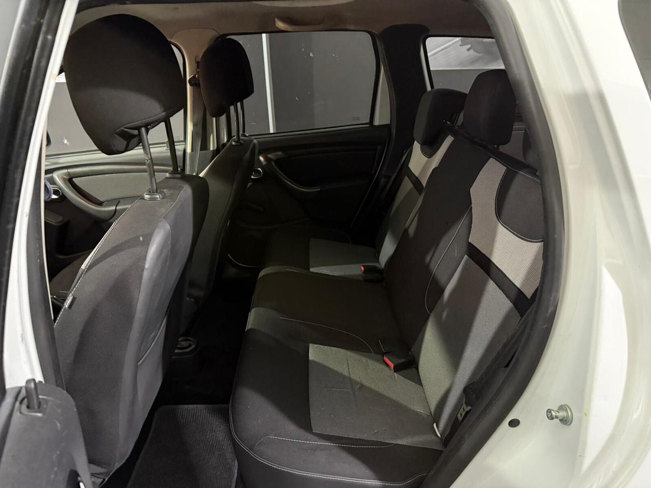 Dacia Duster 1.5 dCi 110CV con gancio unipro