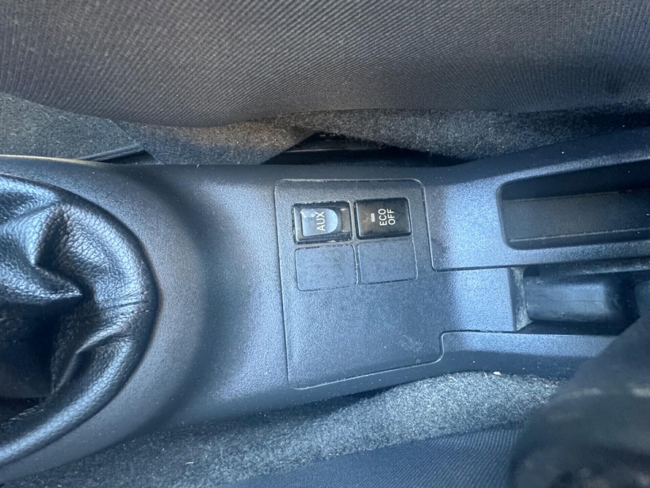 Toyota Yaris 1.3 5 porte 2009 neopatentati