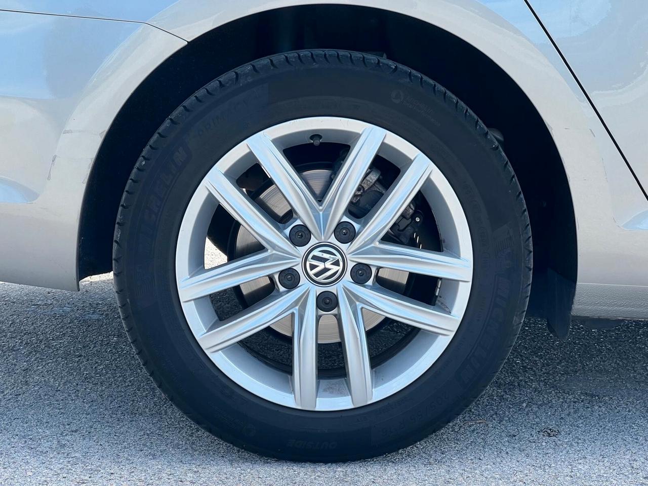 Volkswagen Golf Variant 1.6 TDI 115 CV DSG Executive BlueMotion Tech.