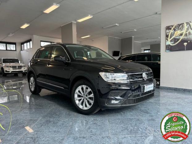 VOLKSWAGEN Tiguan 1.6 TDI Style Navy Carplay Pdc