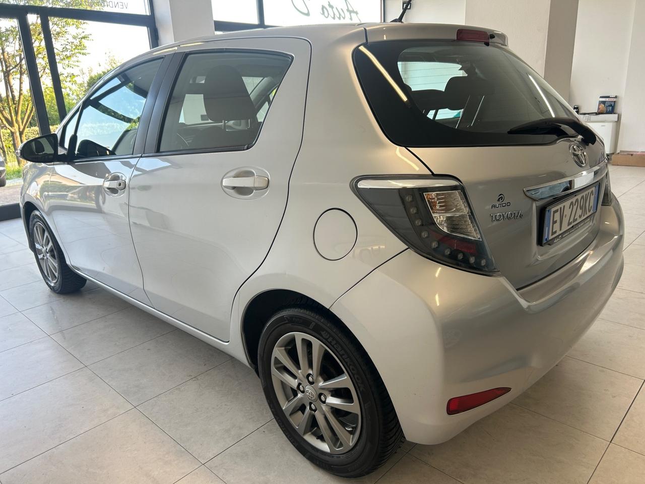 Toyota Yaris 1.0 benzina 51kw