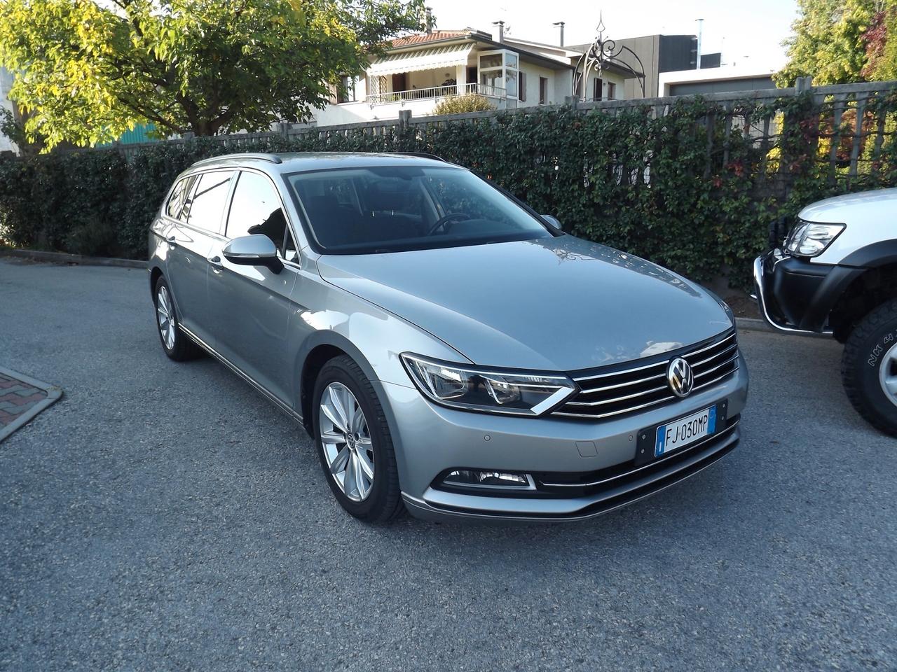 Volkswagen Passat Variant 2.0 TDI DSG Business BlueMotion Tech