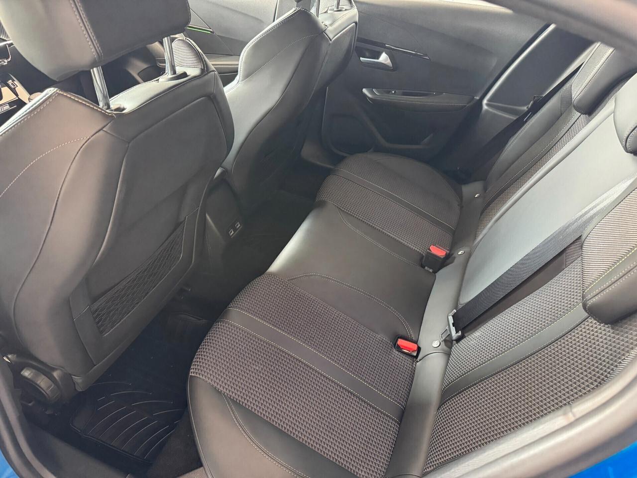 Peugeot 208 PureTech 100 GT Line - 2021