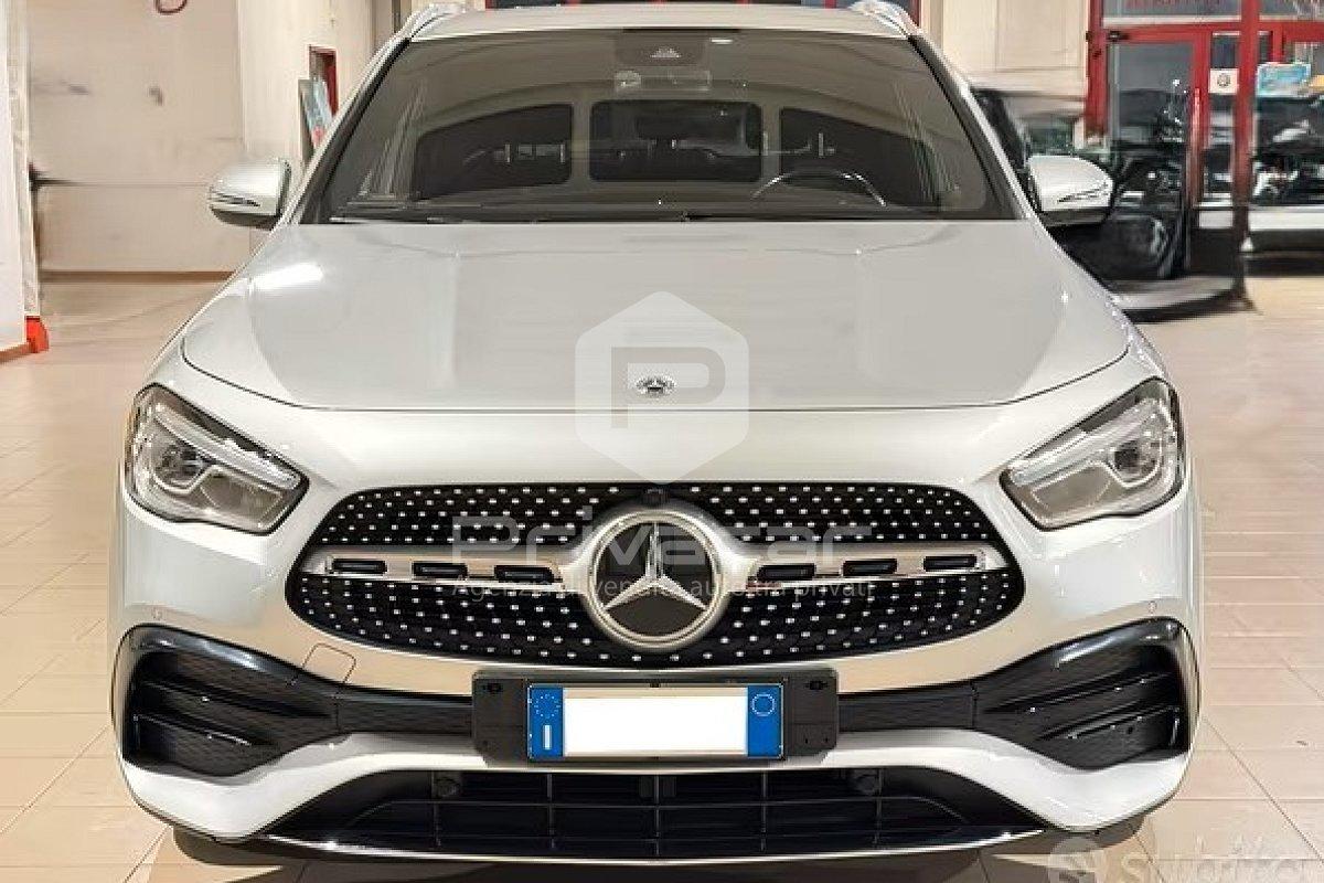 MERCEDES GLA 200 d Automatic Premium