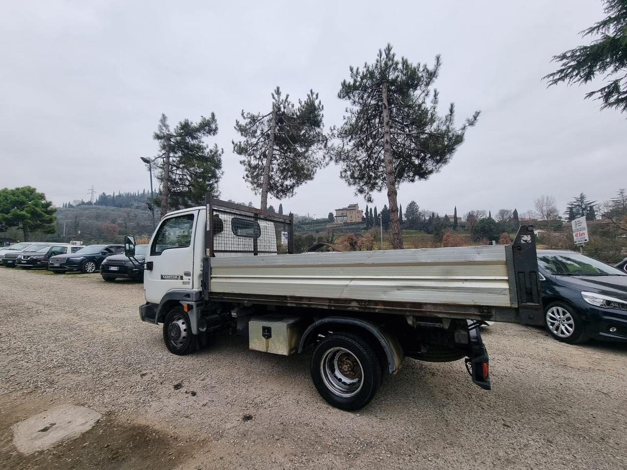Nissan Cabstar 35.10 3.0 Tdi PM-RG Cabinato L