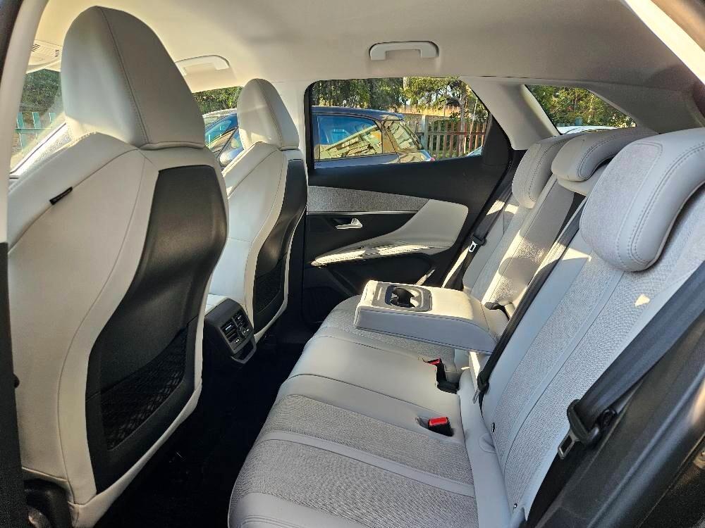 Peugeot 3008 BlueHDi 130 S&S Allure