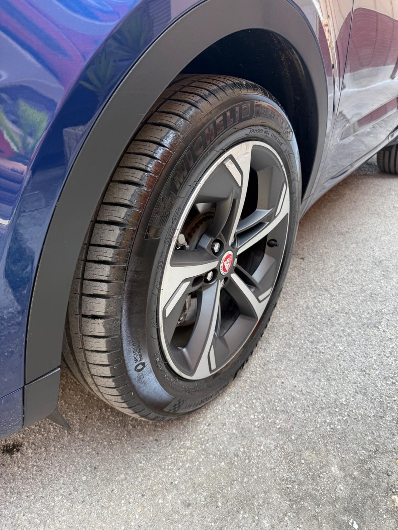 Jaguar E-Pace 2.0D I4 204 CV AWD Auto R-Dynamic HSE