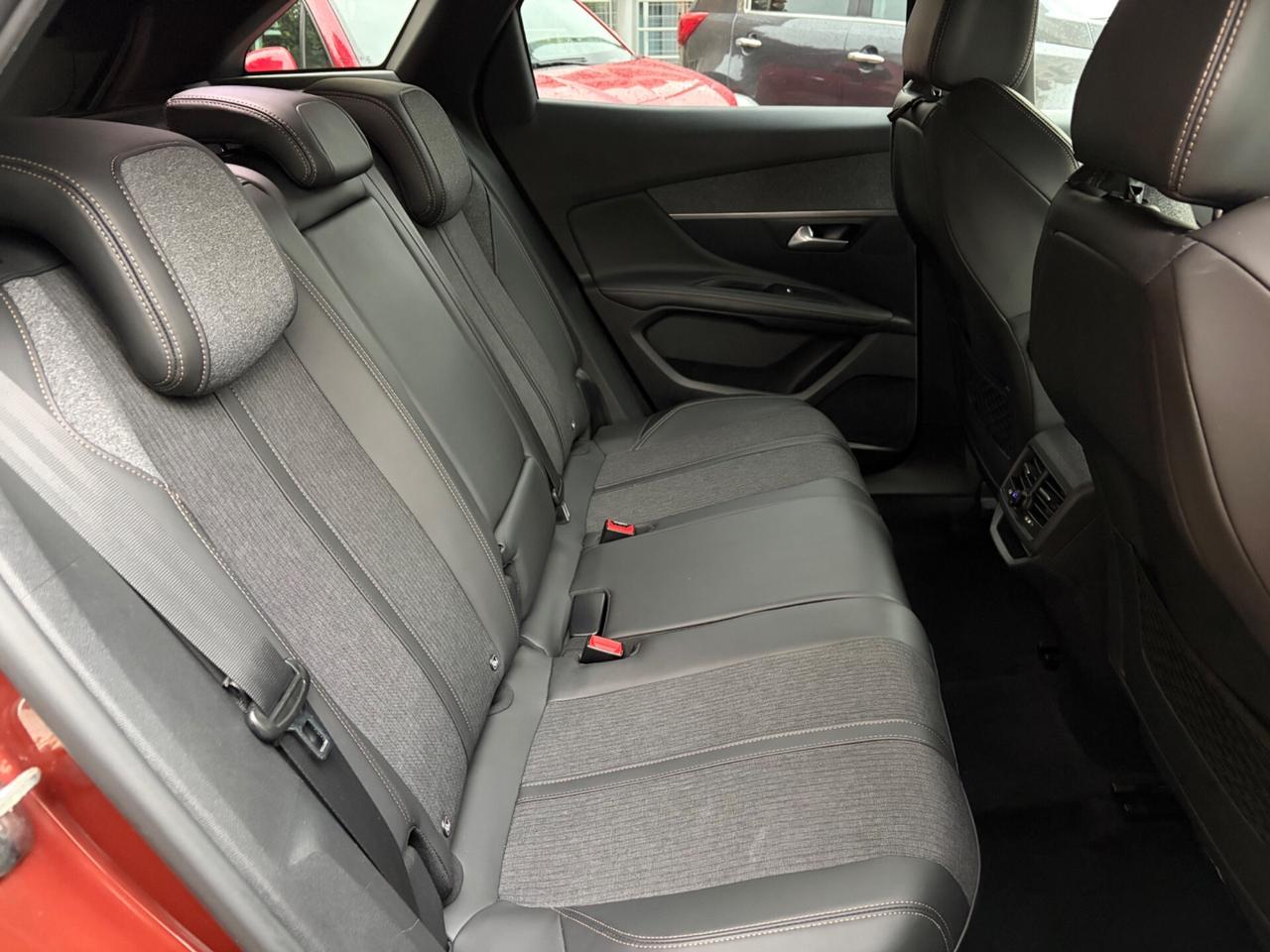 Peugeot 3008 BlueHDi 130cv GT Line- UNICO PROPRIETARIO!!