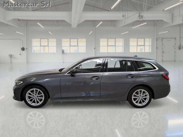 BMW 320 320d Touring xdrive Business Advant. auto - GE319C
