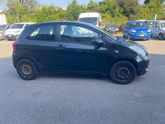 Toyota Yaris Yaris II 2005 3p 1.0
