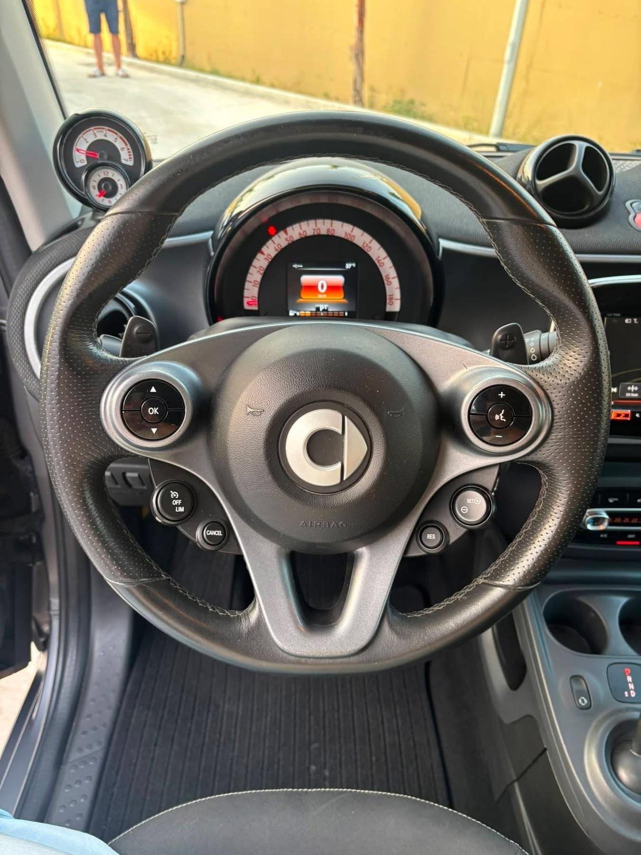 Smart ForTwo BRABUS 0.9 Turbo twinamic cabrio