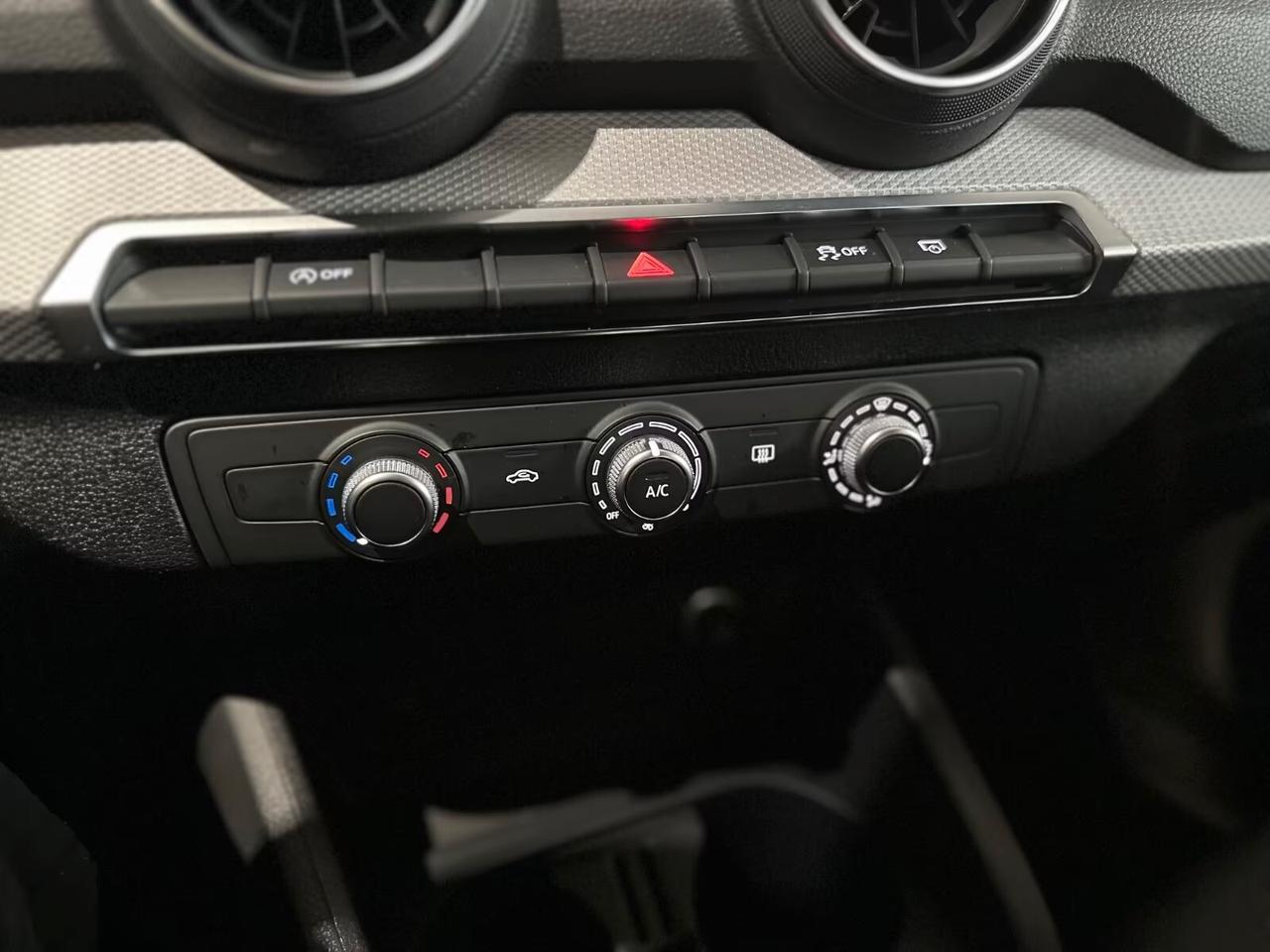 Audi Q2 30 TFSI S line Edition