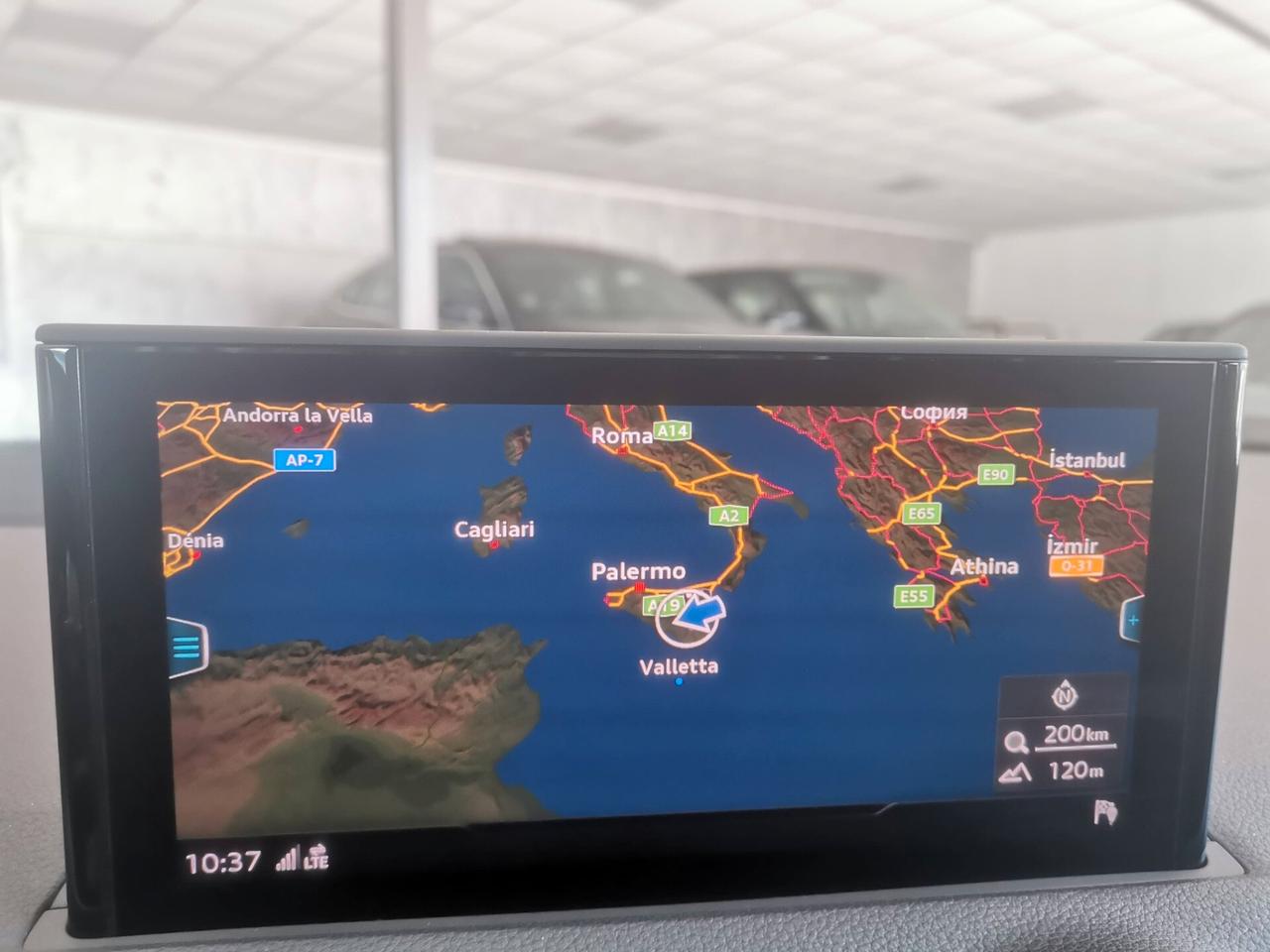 Audi Q2 1.6 TDI Design 116 cv 12.2016 Km 127.000