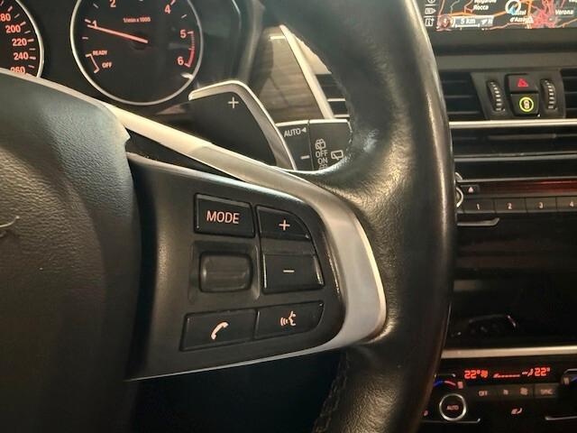 Bmw 2er Active Tourer 220d xDrive Luxury aut.