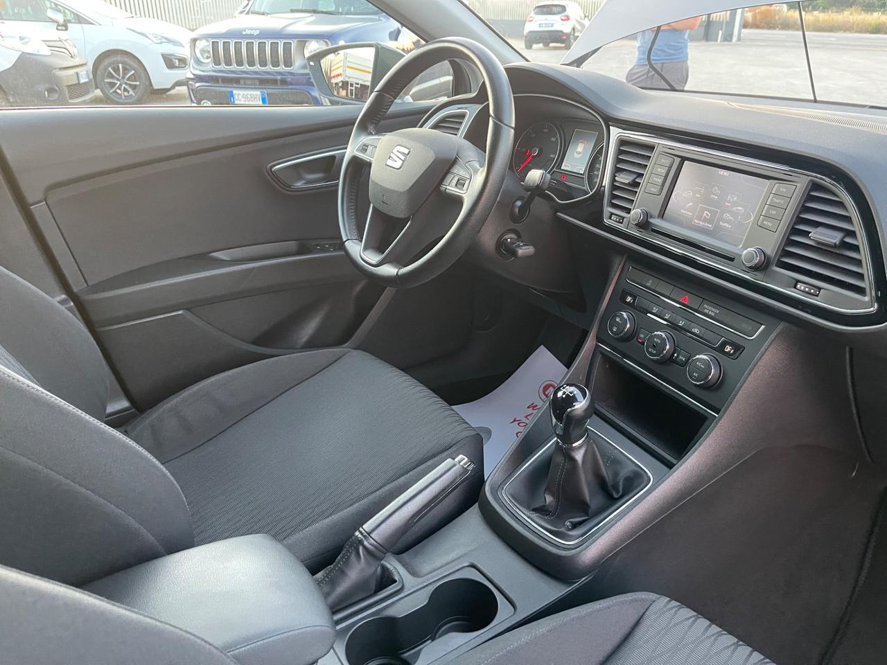 SEAT LEON 1.6 TDI 105CV BERLINA FULL NAVI MY15