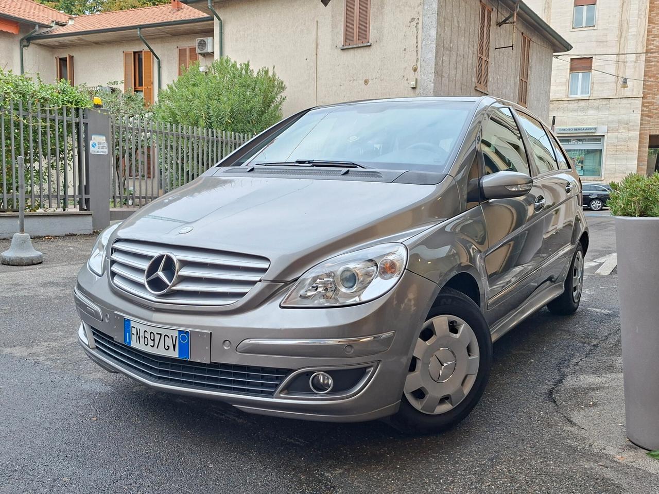 Mercedes-benz B 170 Chrome, adatta anche a neopatentati.