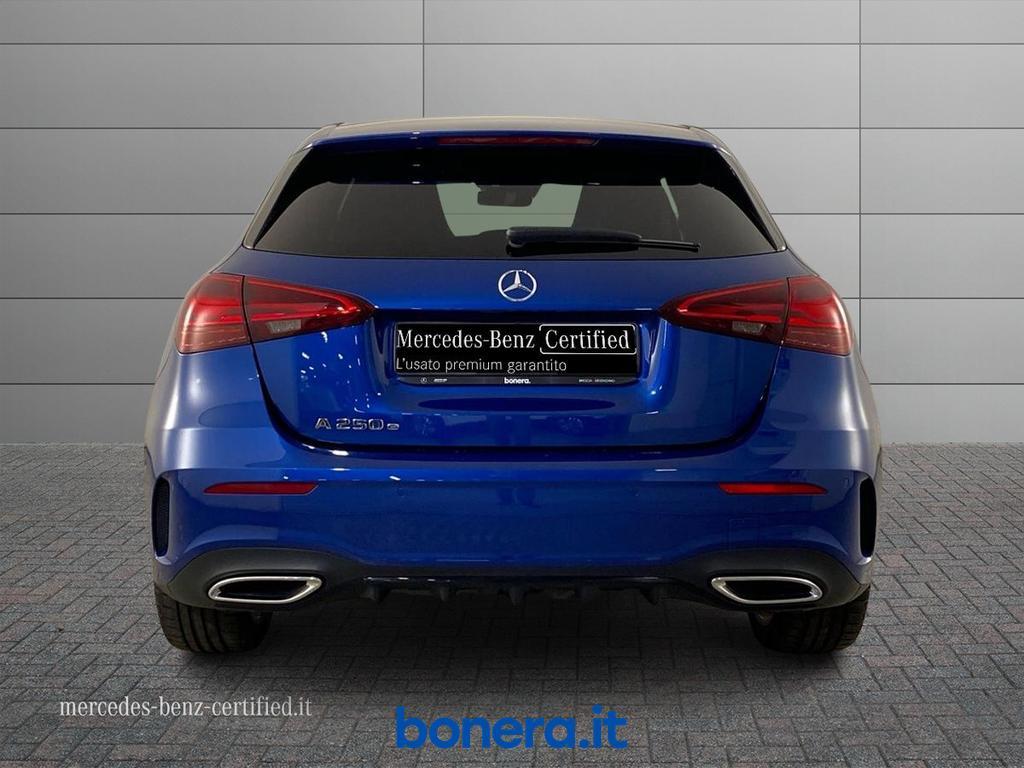 Mercedes Classe A 250 250 e Plug-In-Hybrid Premium Plus AMG Line Speedshift DCT AMG 8G