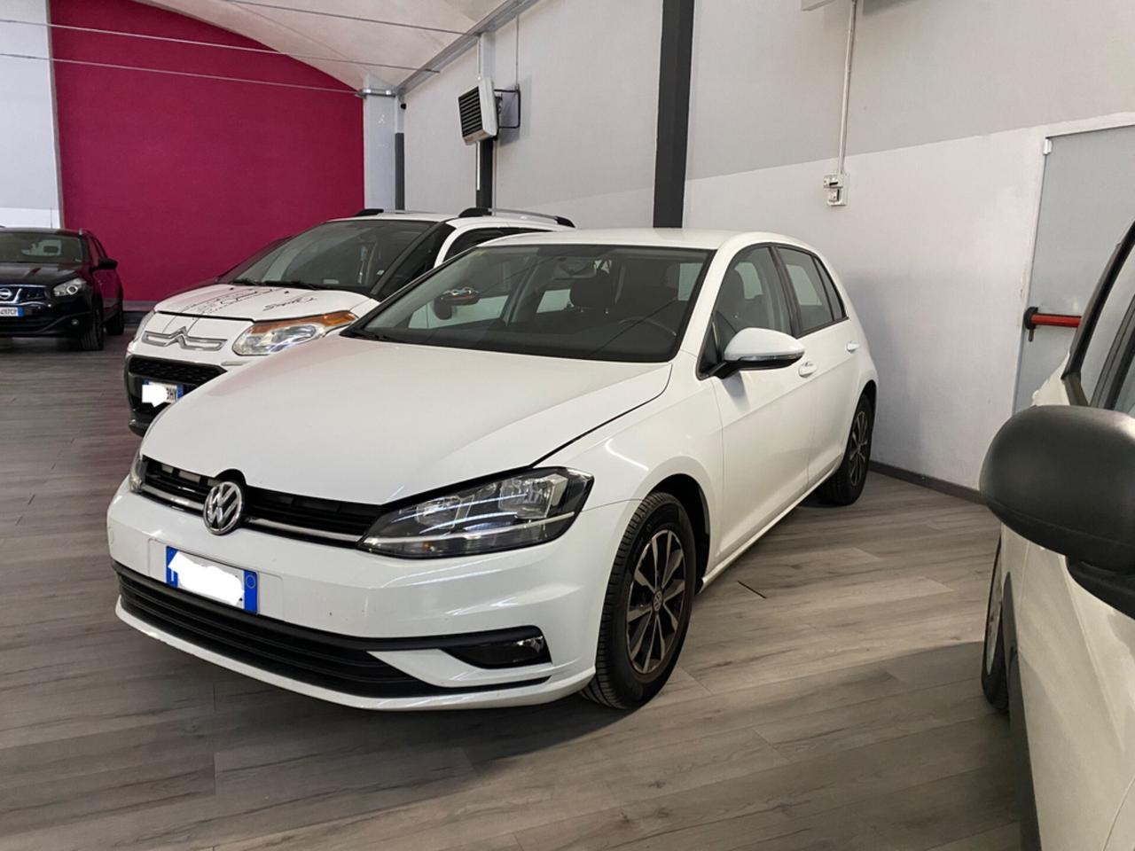 Volkswagen Golf 1.0 TSI 85 CV 5p. Trendline BlueMotion Technology