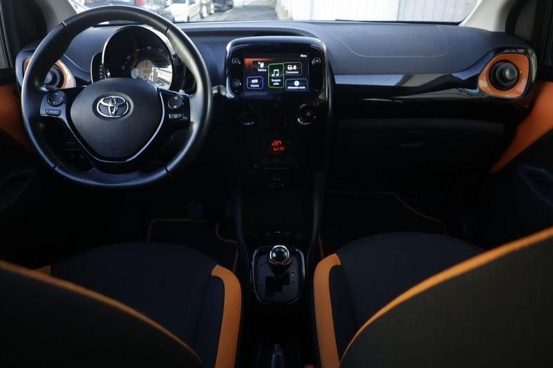 Toyota Aygo Toyota Aygo Connect 1.0 VVT-i 72 CV 5 porte x-clusiv MMT Unicoproprietario