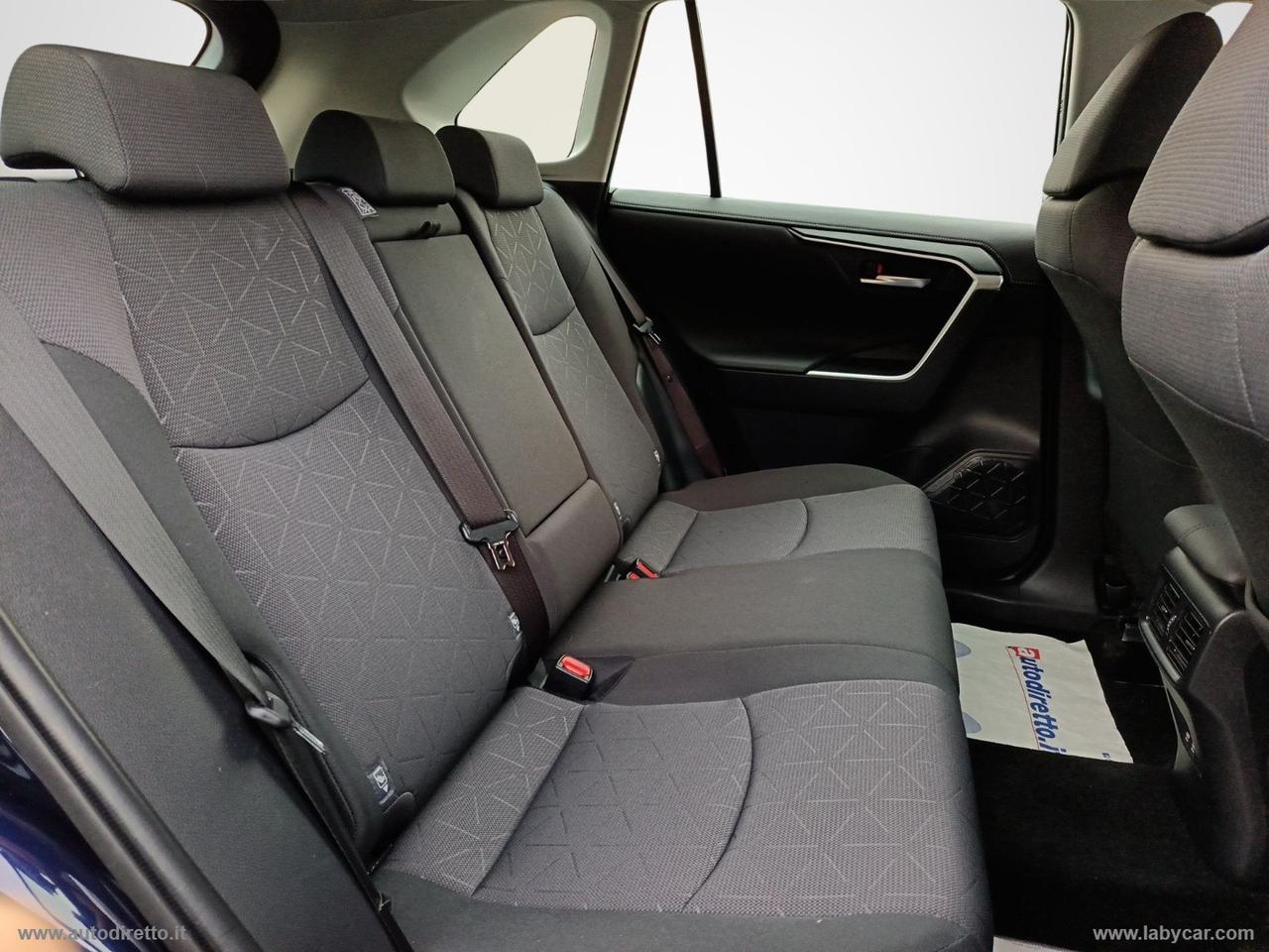 TOYOTA RAV4 2.5 E-CVT AWD-i Business