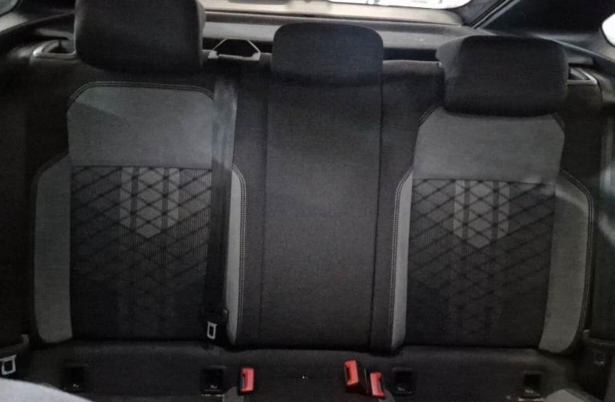 Volkswagen Taigo 1.0 TSI 110 CV DSG R-Line TETTO PANORAMICO