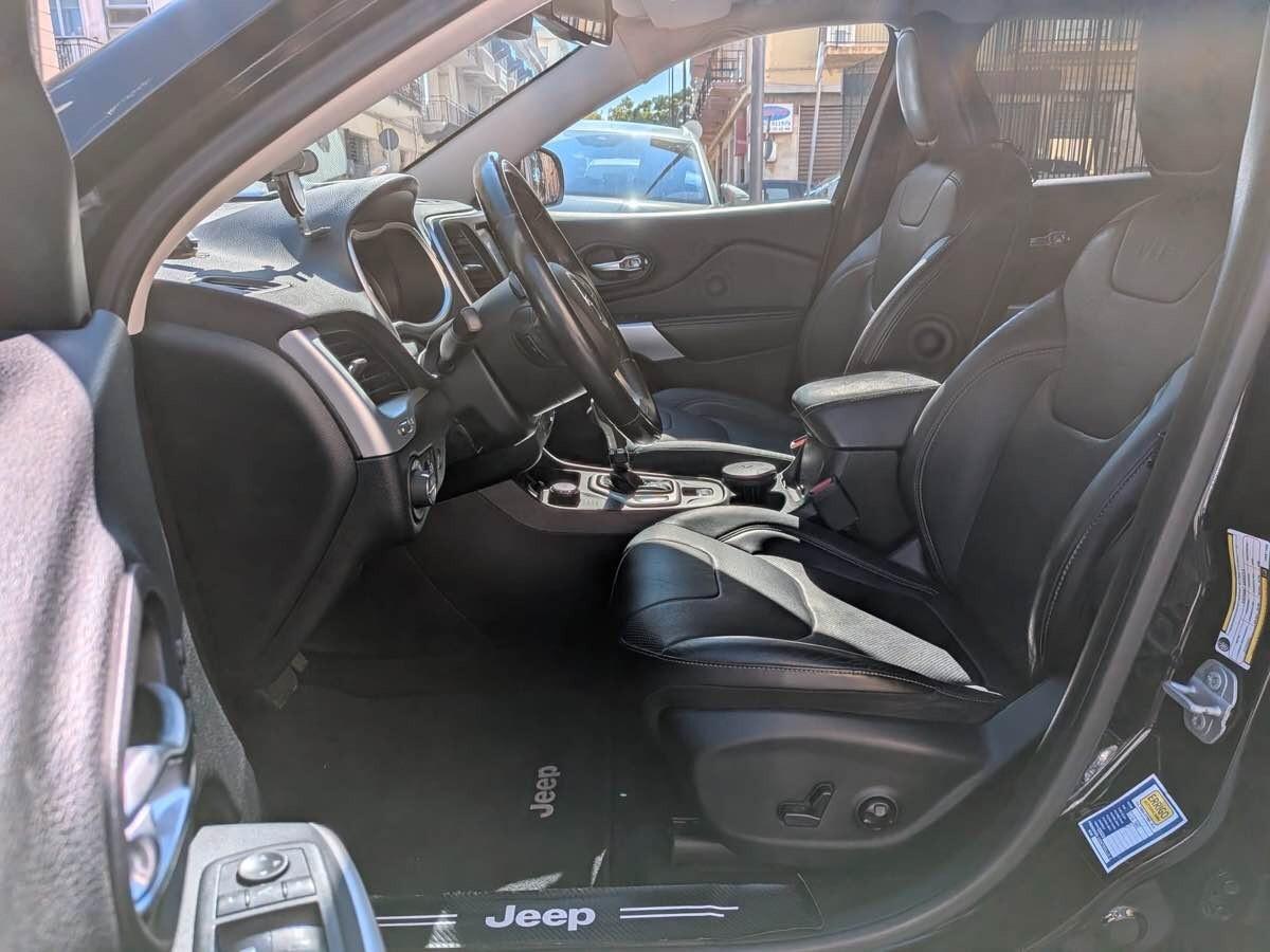 Jeep Cherokee 2.2 Mjt II 4WD Active Drive I Overland