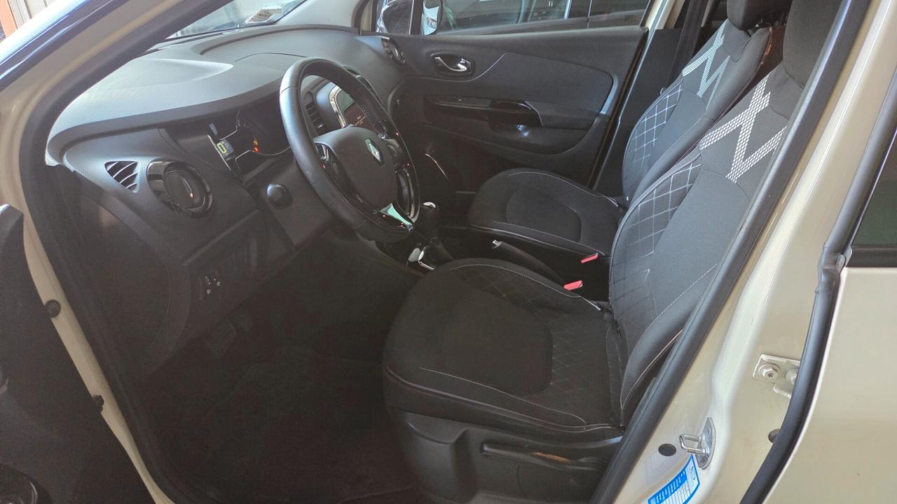 Renault Captur 1.2 TCe 120 CV EDC Energy R-Link unico proprietario