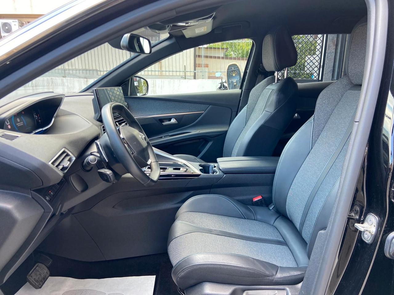 Peugeot 3008 HDI 130CV EAT8 Allure Pack KM 28000
