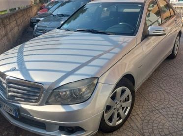 Mercedes-benz C 220 200 CDI BlueEFFICIENCY Avantgarde