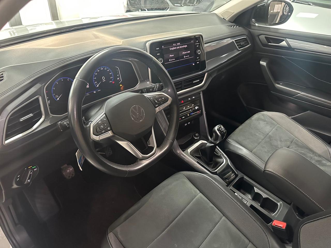 Volkswagen T-Roc Style 1.0 TSI #8540