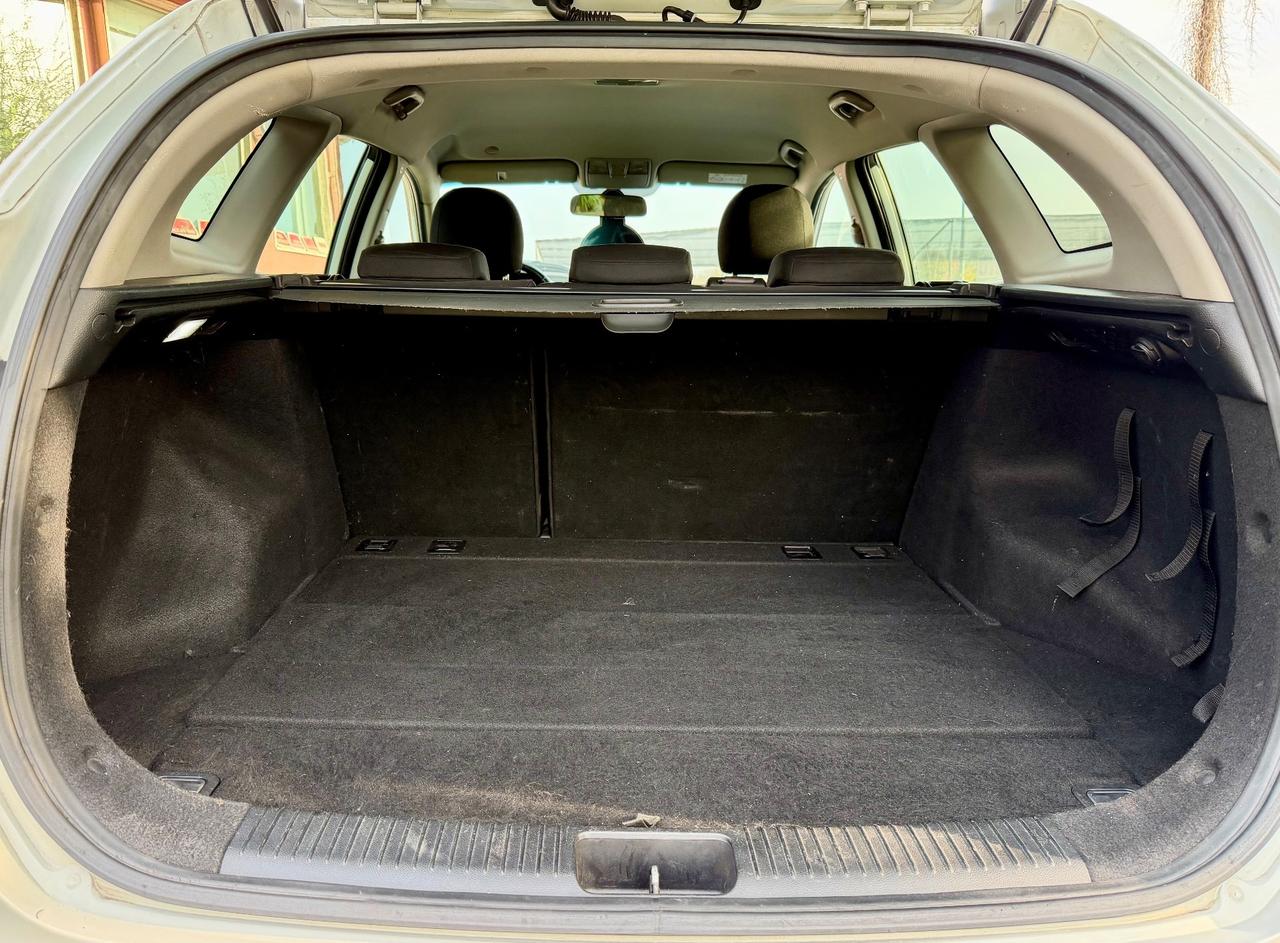 Kia Ceed 2015 1.6 CRDi OK NEOPATENTATI ! ! !