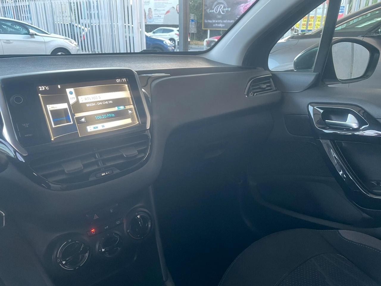 Peugeot 208 1.2 VTi 82 CV 5 porte Access