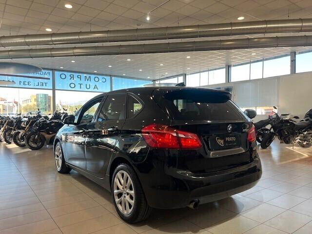 BMW 218 d Active Tourer Advantage