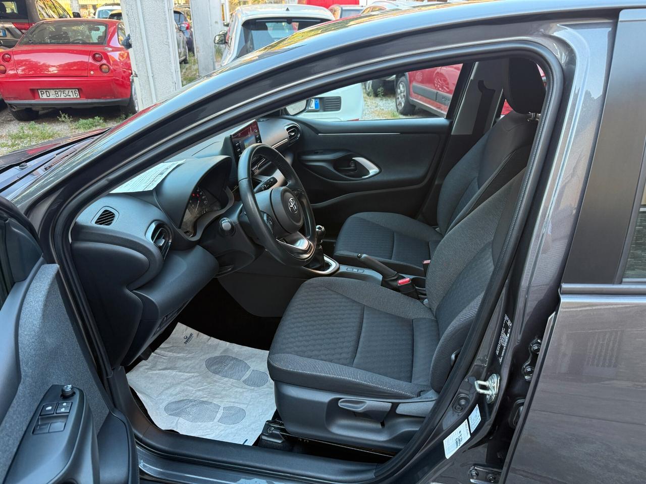 Toyota Yaris 1.0 5 porte Active