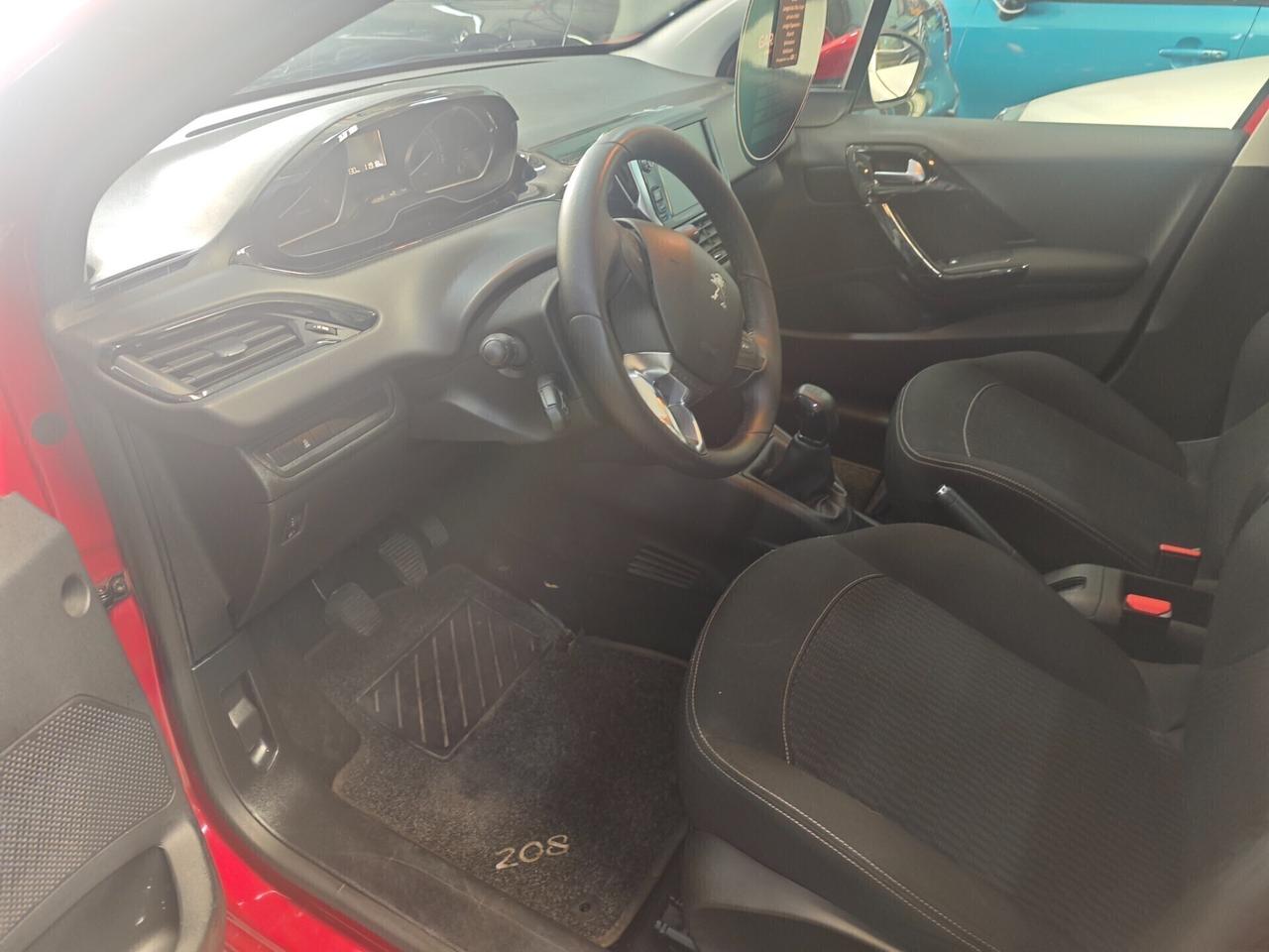 Peugeot 208 BlueHDi 75 5 porte Allure