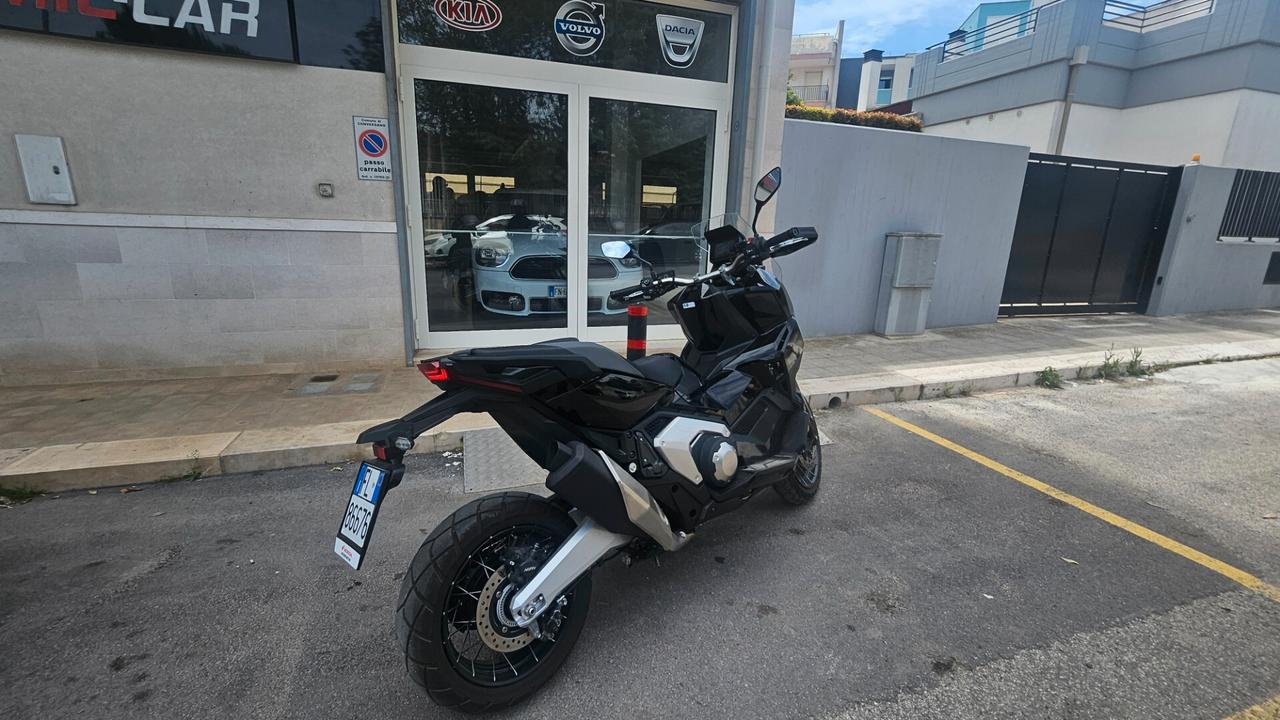 Honda X-ADV 750