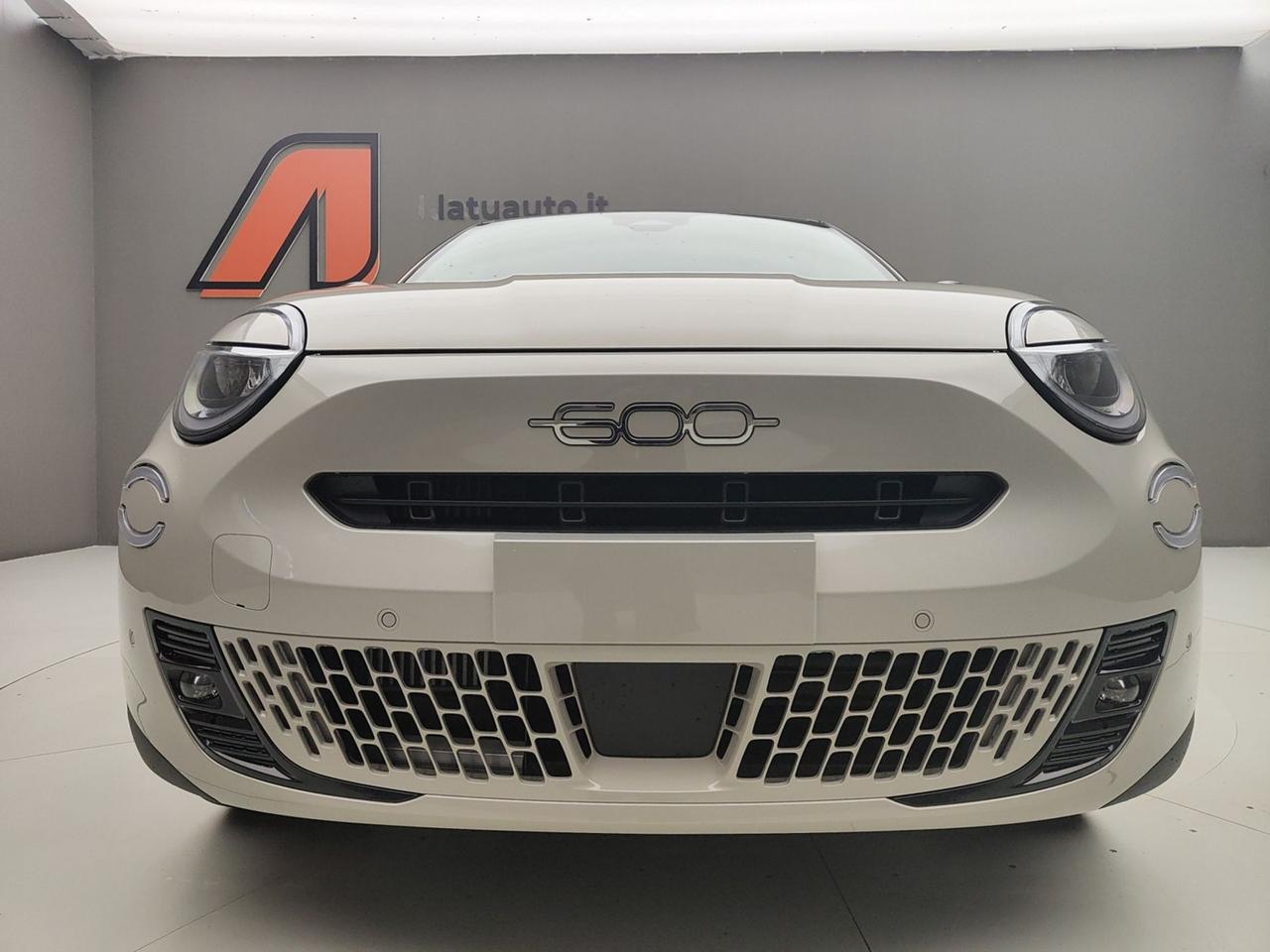 FIAT 600 IV 2023 1.2 MHEV 110CV DCT LA PRIMA